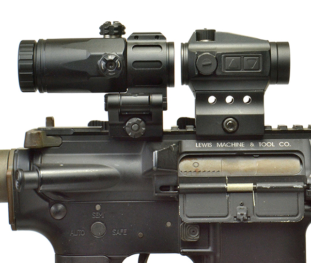 ノーベルアームズ 『3X TACTICAL MAGNIFIER』が 